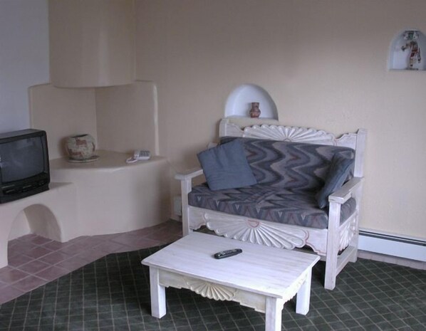 TV 20-inch có truyền hình cáp 