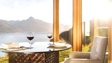 Luxury Double Villa, 1 Bedroom, Jetted Tub, Lake View | Egyptian cotton sheets, down duvets, minibar, in-room safe