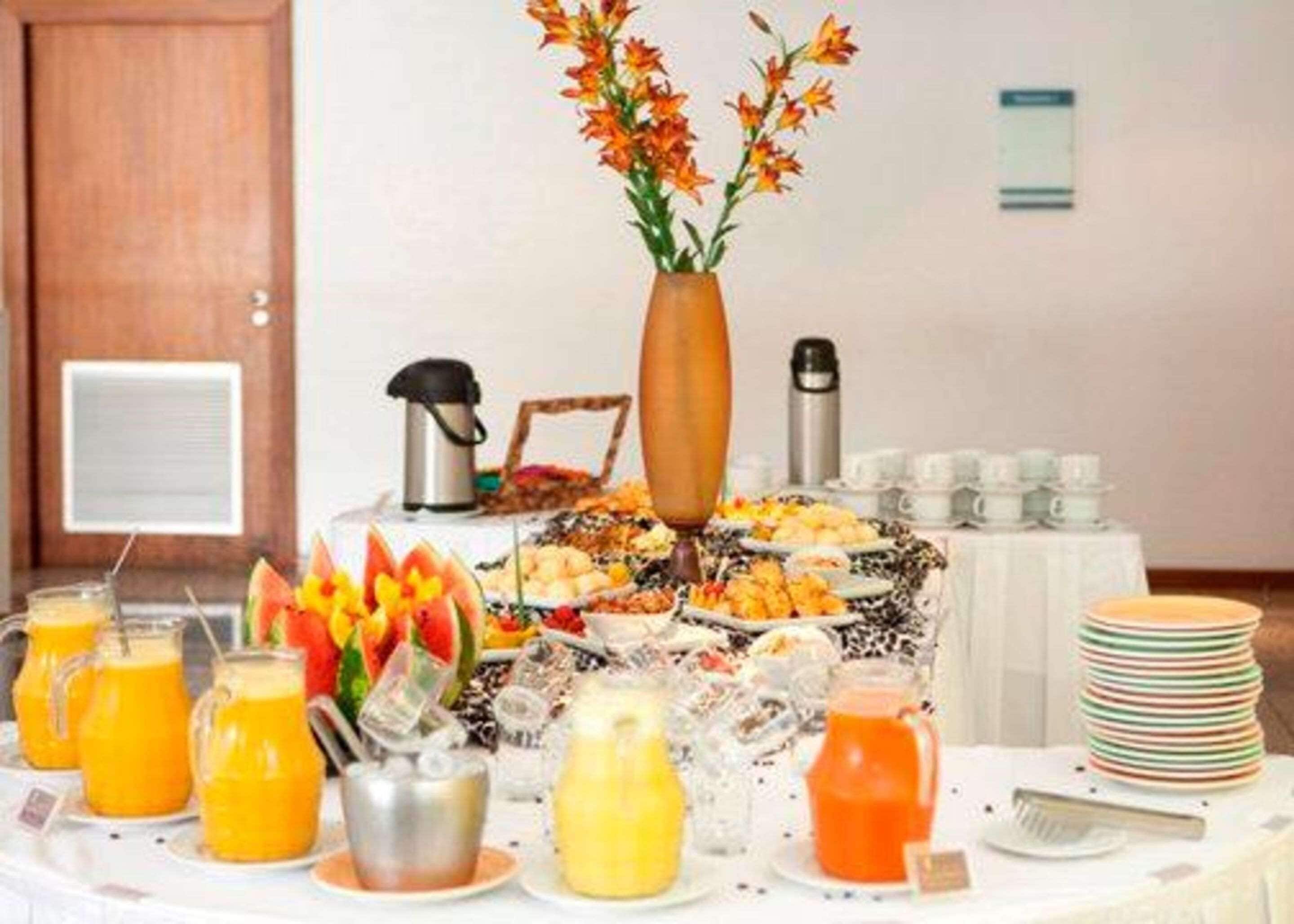 Tägliches Frühstücksbuffet (66 BRL pro Person)