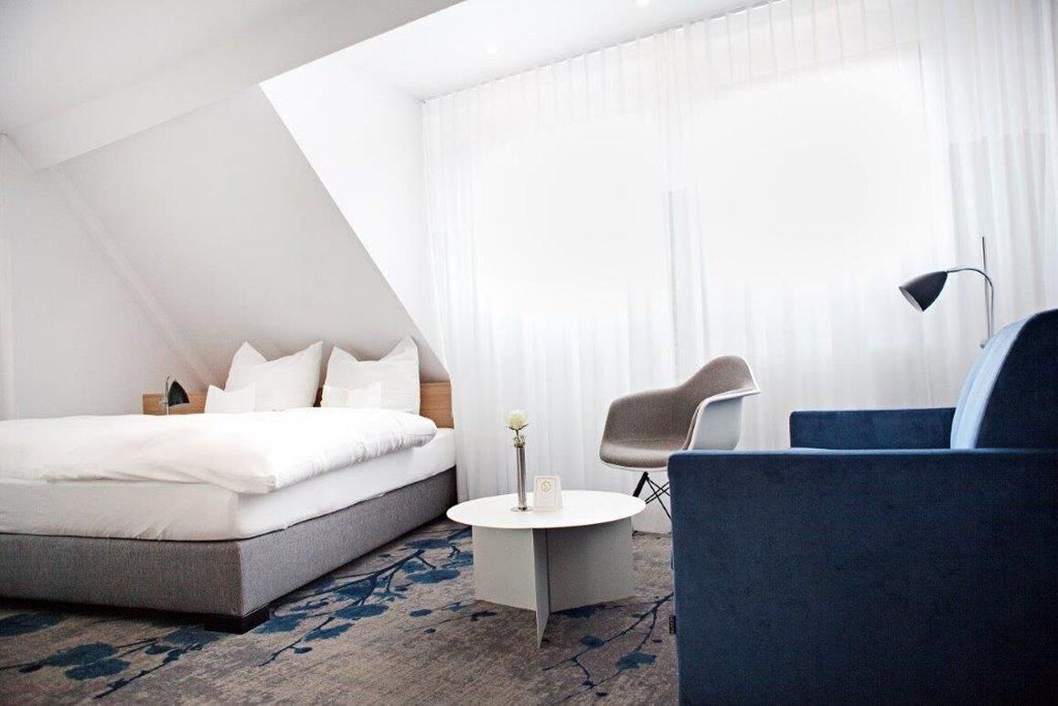 1 bedroom, premium bedding, down duvets, in-room safe