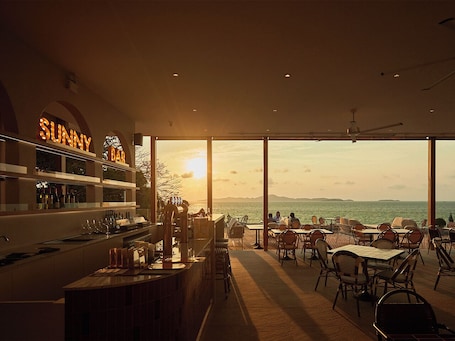 Restaurant. Asia Pattaya Hotel