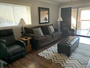 Condo, 2 Bedrooms (512) | Living area | TV, fireplace