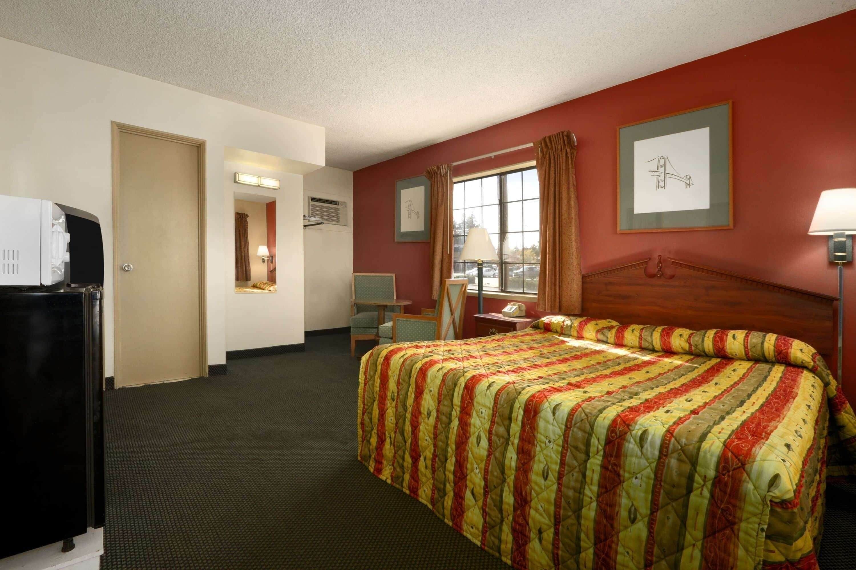 Premium bedding, blackout curtains, free WiFi, bed sheets