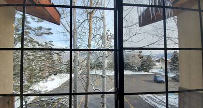 Steamboat Mountain Lodge