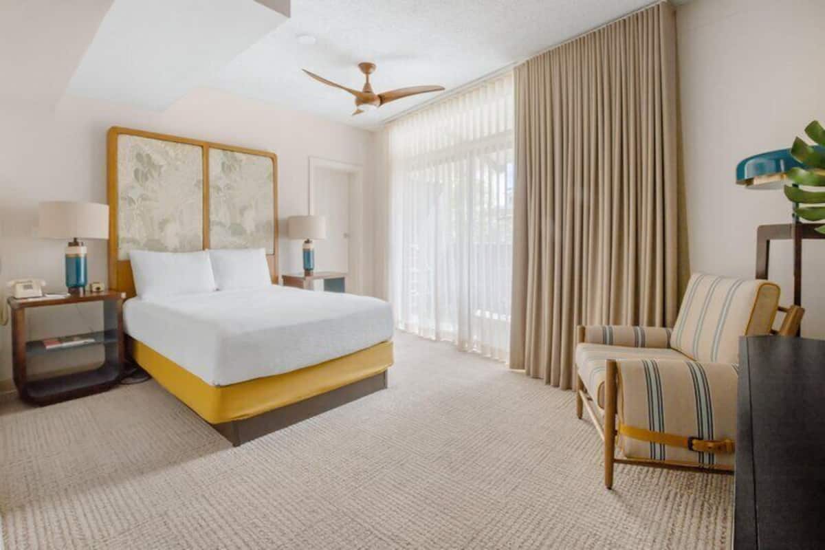 In-room safe, desk, laptop workspace, blackout drapes