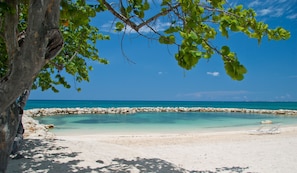 En la playa, snorkel