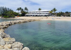 Condo, 3 Bedrooms, Oceanfront - Sunset Cove (Seven Mile Beach)