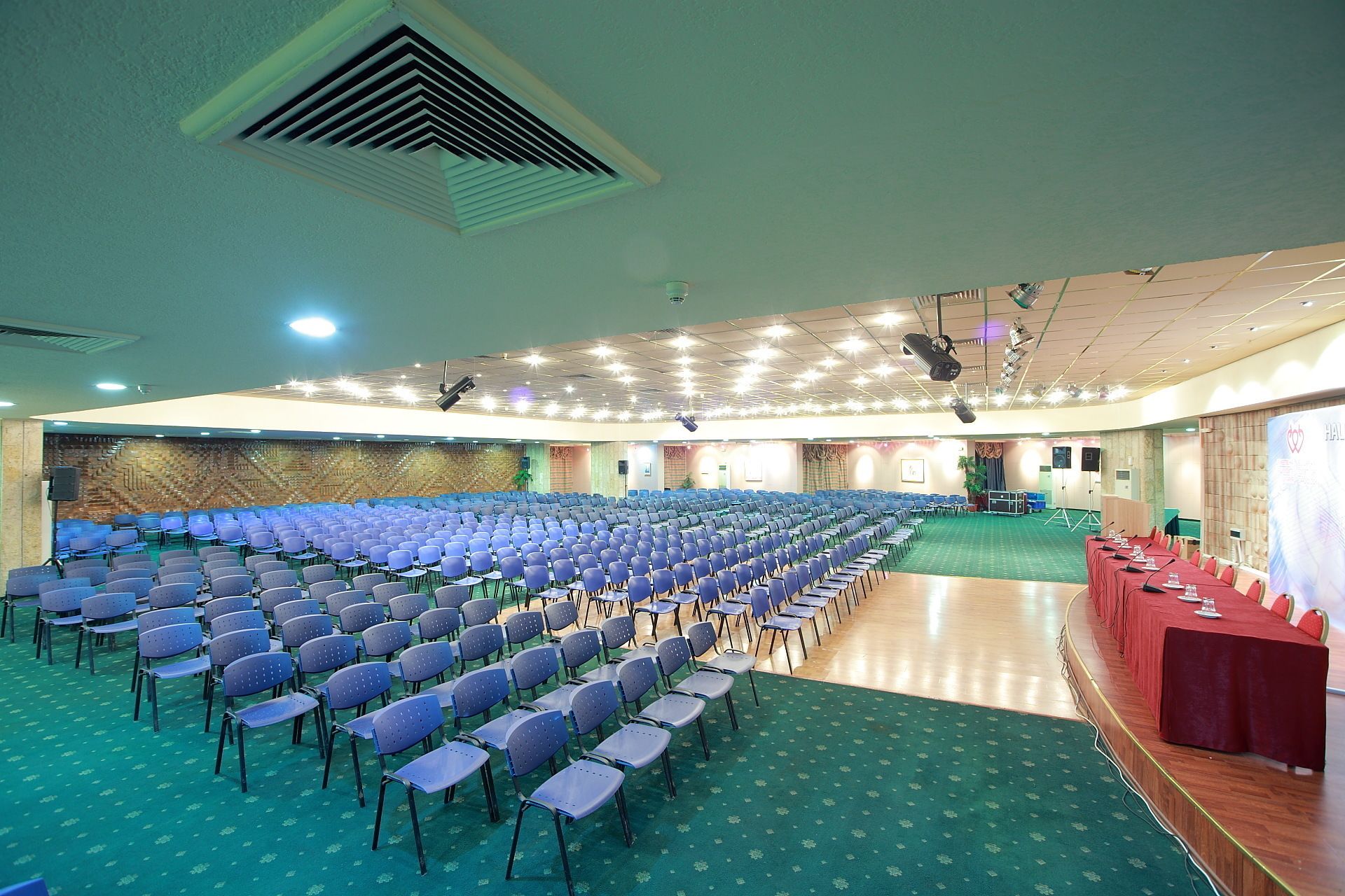 Meeting facility