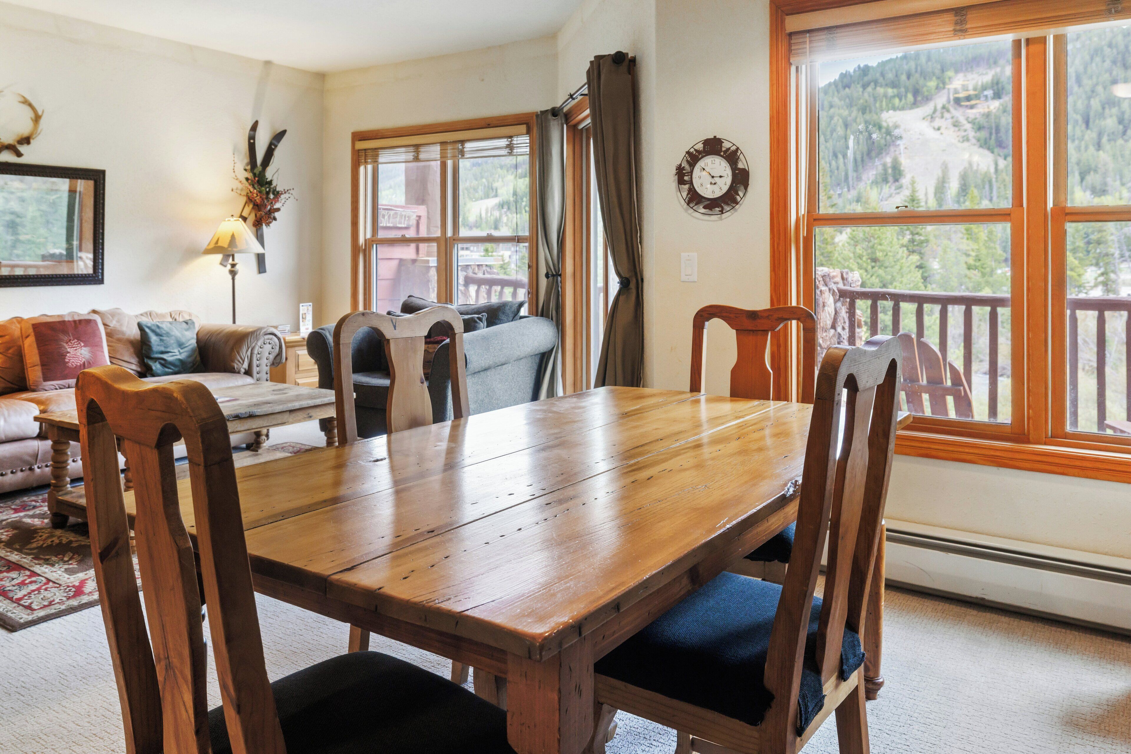Condo, 3 Bedrooms (Hidden River, 2 Bath) | Restaurant