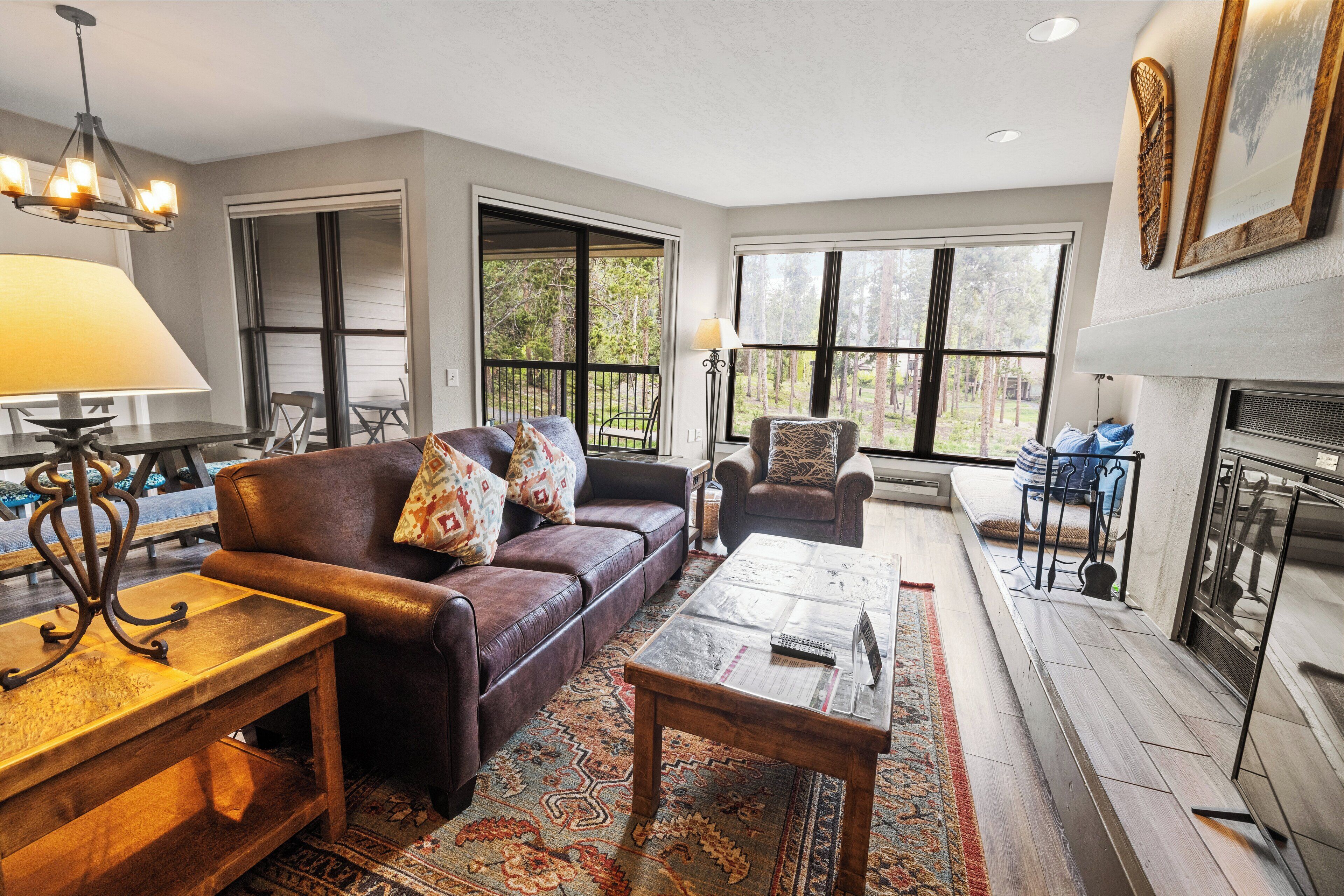 公寓客房, 1 間臥室 | 起居區 | 電視