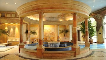 Indoor pool, seasonal outdoor pool, sun loungers