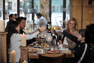 Free daily buffet breakfast