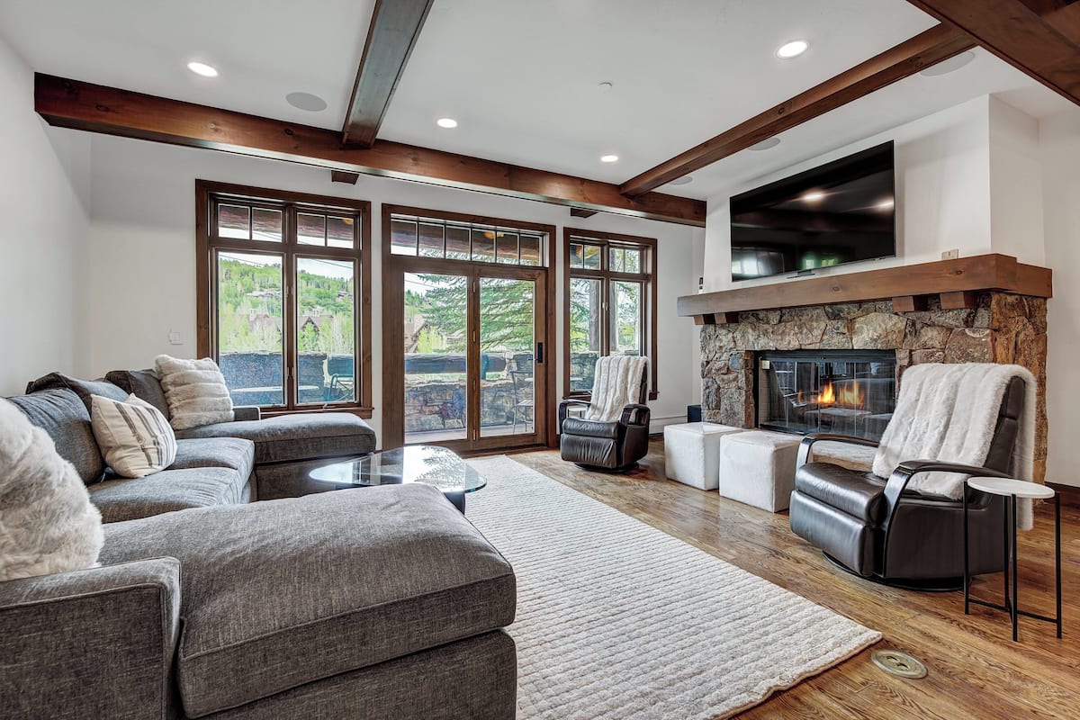 Condo, 3 Bedrooms (Snow Cloud | Platinum) | Living room
