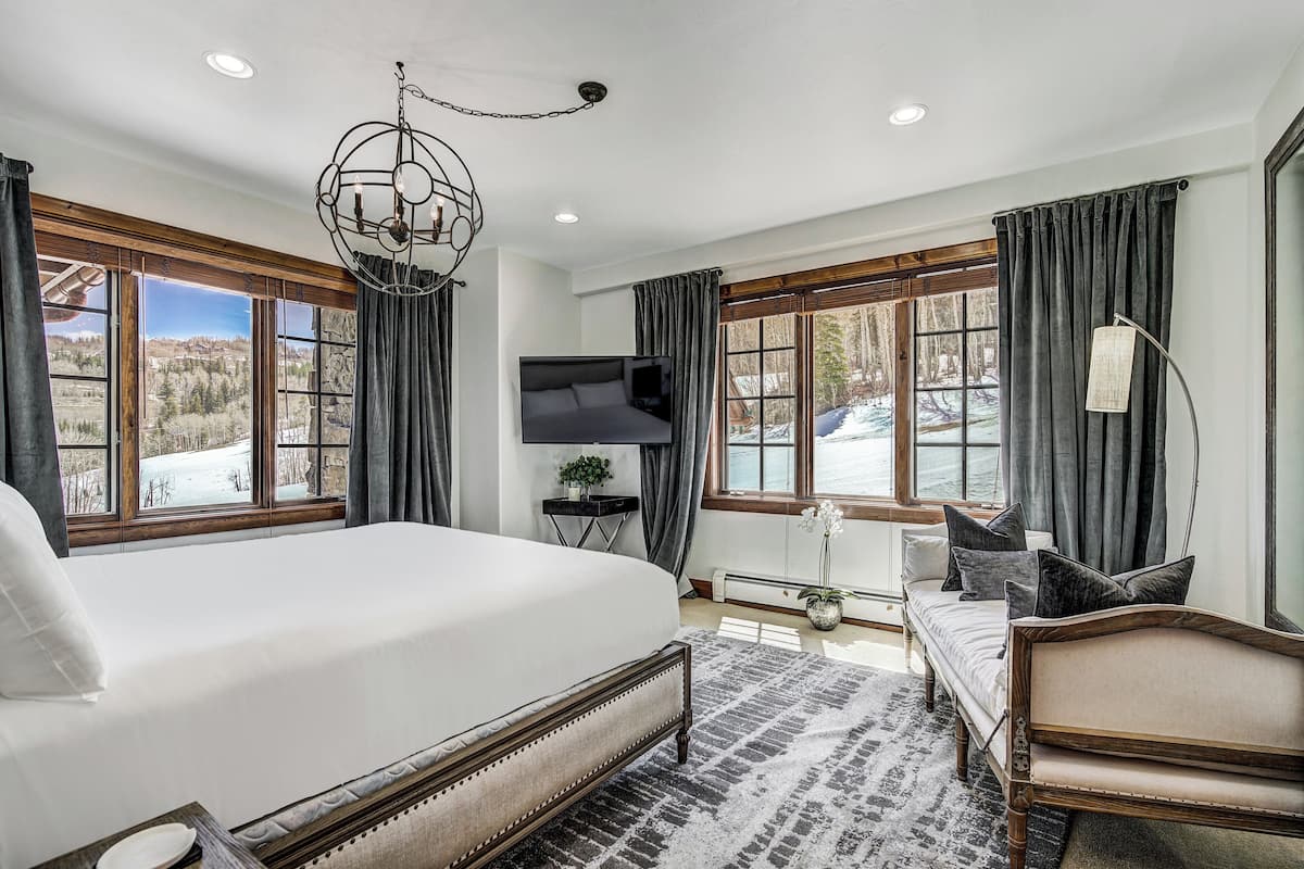 Condo, 4 phòng ngủ (Bear Paw, Platinum, Loft) | Bộ trải giường bằng vải cotton Ai Cập, bộ đồ giường cao cấp