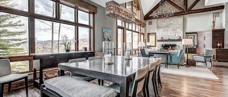 Townhome, 5 Bedroom (Horizon Pass) | Living area | TV, fireplace, DVD player