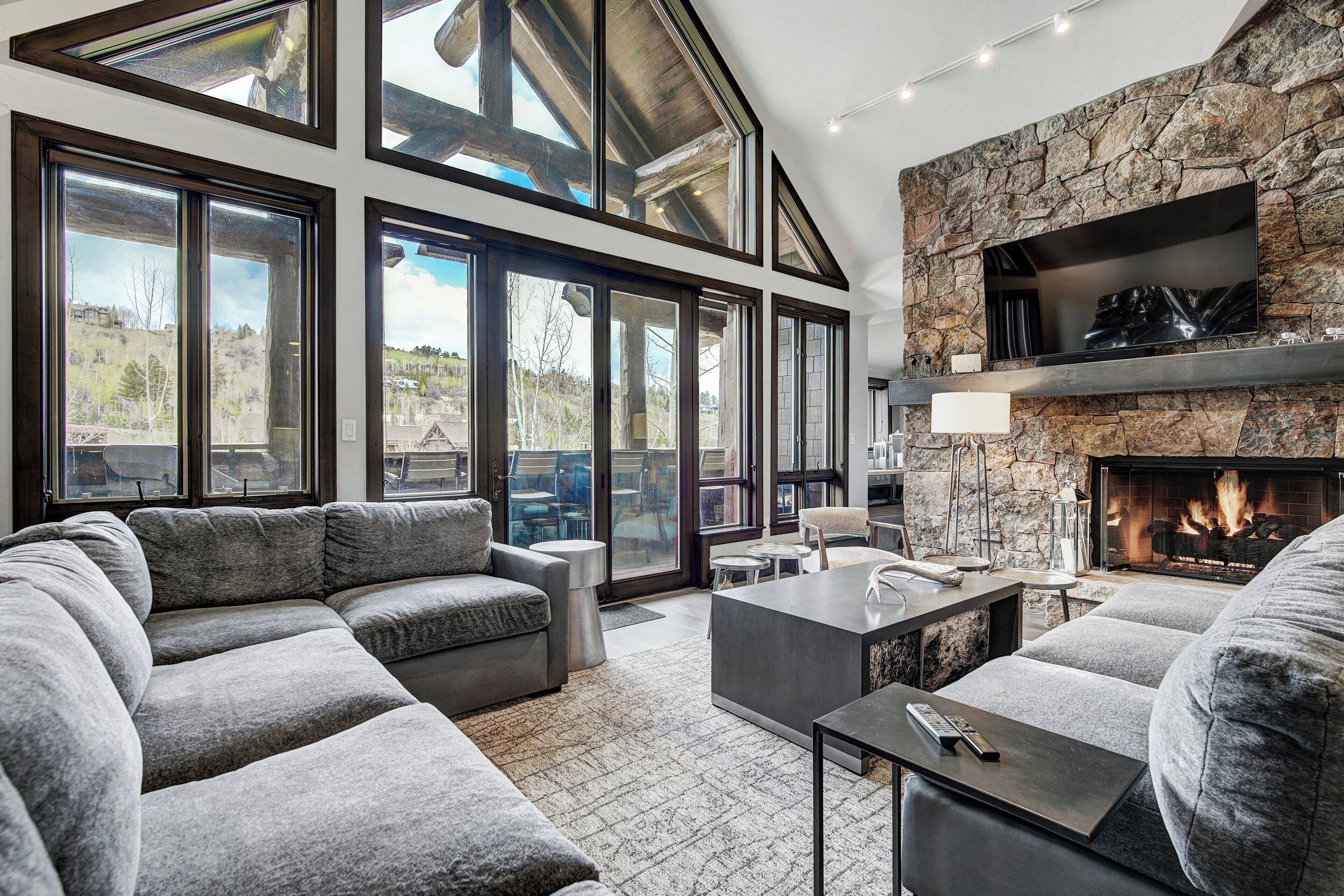 TV, fireplace, DVD player