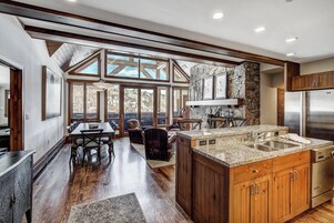 TV, fireplace, DVD player