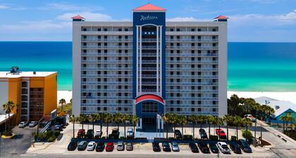Radisson Beachfront Hotel - Panama City Beach