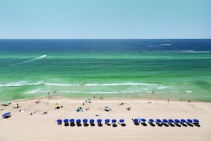 View from room - Radisson Beachfront Hotel - Panama City Beach (Panama City Beach)