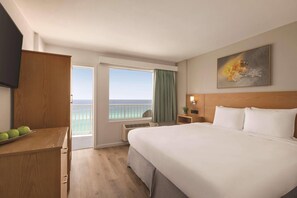 Laptop workspace, iron/ironing board, free WiFi, bed sheets - Radisson Beachfront Hotel - Panama City Beach (Panama City Beach)