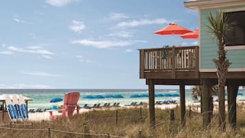 Frühstück, Mittagessen, amerikanische Küche, Blick auf den Strand
