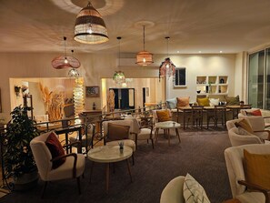 Restaurant - Adonis Sanary Grand Hôtel des Bains (Sanary-sur-Mer)