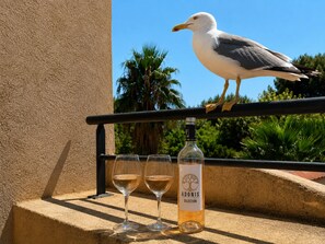 Comfort Double Room, Terrace | Balcony - Adonis Sanary Grand Hôtel des Bains (Sanary-sur-Mer)