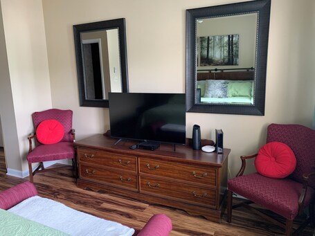 Laurel Inn Condominium - Image 145