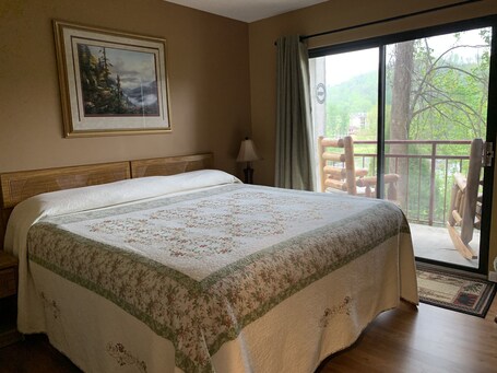 Laurel Inn Condominium - Image 31