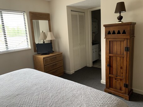 Laurel Inn Condominium - Image 124