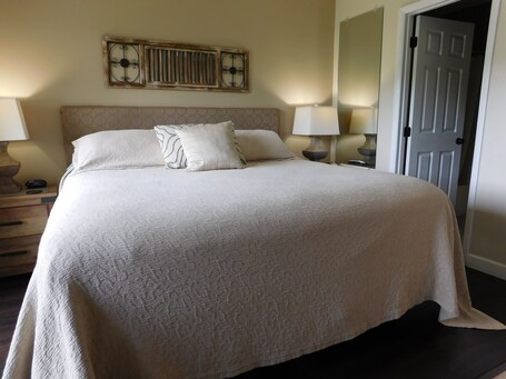 Laurel Inn Condominium - Image 29