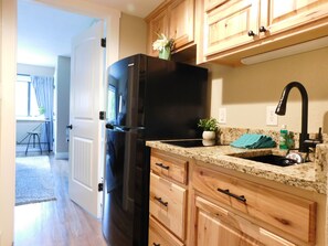 Condo, 1 Bedroom | Private kitchen | Fridge, microwave, stovetop, coffee/tea maker