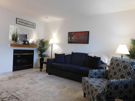 Laurel Inn Condominium - Image 136