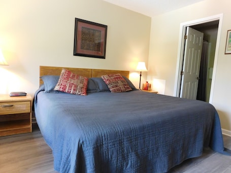 Laurel Inn Condominium - Image 157