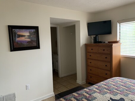 Laurel Inn Condominium - Image 186