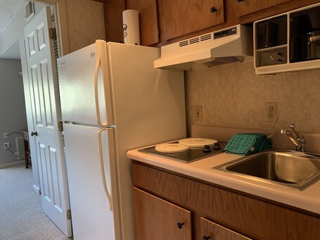 Laurel Inn Condominium - Image 101