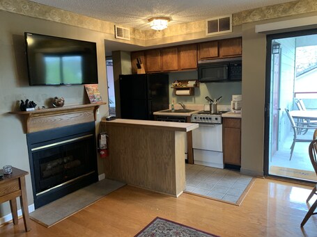Laurel Inn Condominium - Image 55