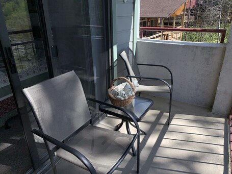 Laurel Inn Condominium - Image 22