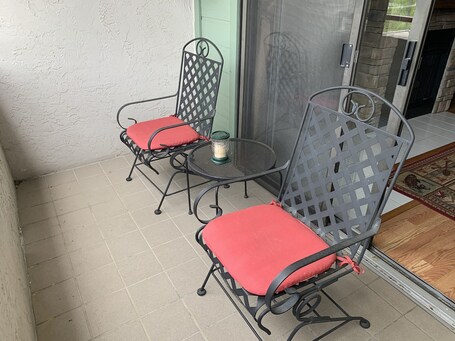 Laurel Inn Condominium - Image 140