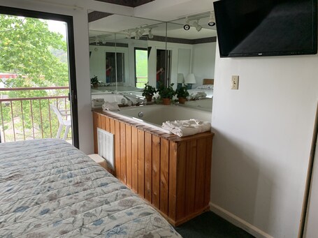 Laurel Inn Condominium - Image 89