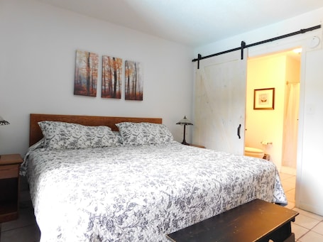 Laurel Inn Condominium - Image 182