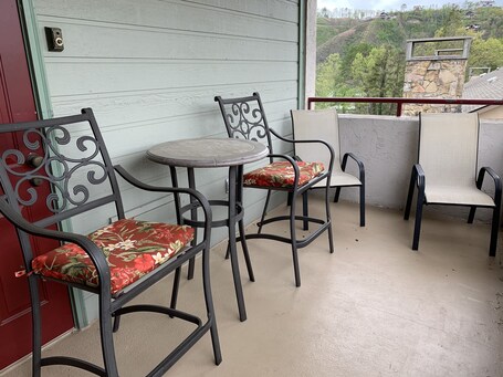 Laurel Inn Condominium - Image 135