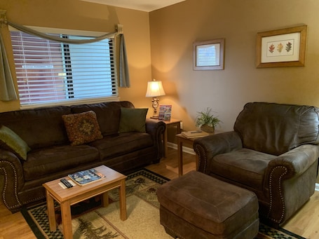 Laurel Inn Condominium - Image 158