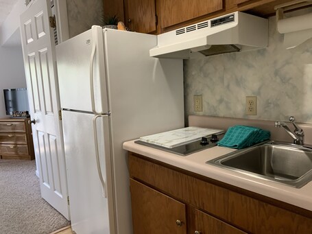 Laurel Inn Condominium - Image 125