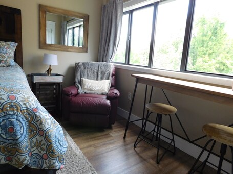 Laurel Inn Condominium - Image 134