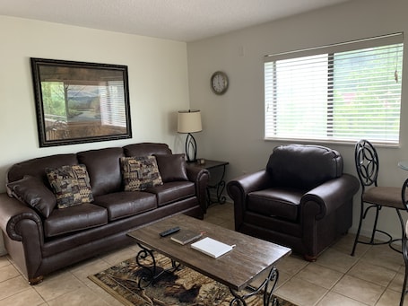 Laurel Inn Condominium - Image 165