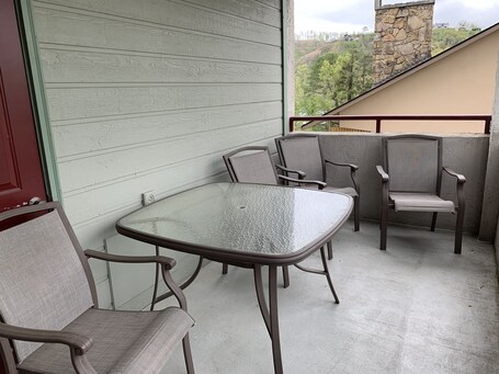 Laurel Inn Condominium - Image 142
