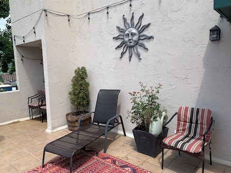 Laurel Inn Condominium - Image 88