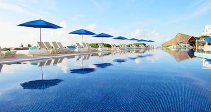 Live Aqua Beach Resort Cancún  - Adults Only - All Inclusive