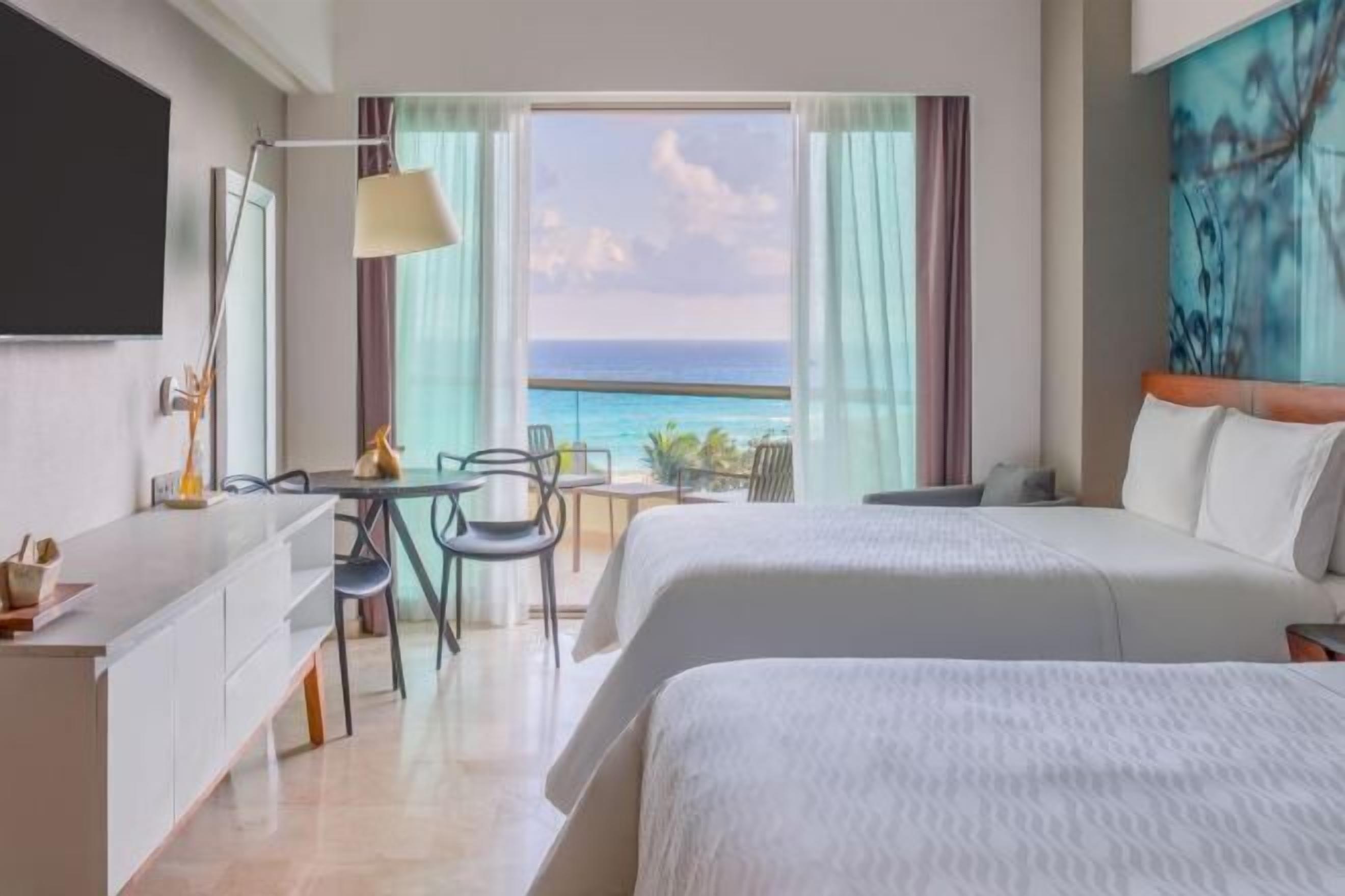 Egyptian cotton sheets, premium bedding, down comforters, pillowtop beds